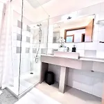 Apartmán Lisboa, Cidade, Elegant With Air Cond, Free Wifi And Near Metro, By Ig *