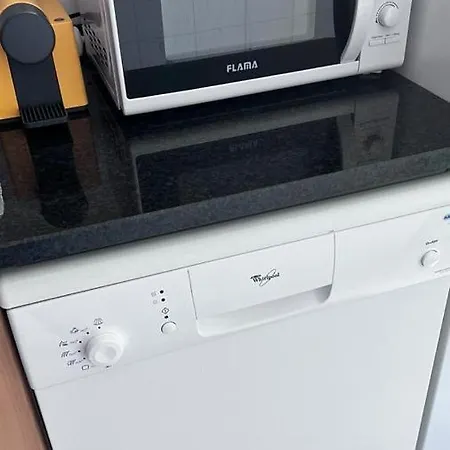アパート Lisboa, Cidade, Elegant With Air Cond, Free Wifi And Near Metro, By Ig リスボン