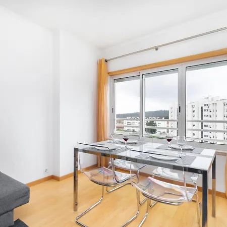 Lisboa, Cidade, Elegant With Air Cond, Free Wifi And Near Metro, By Ig Appartamento *