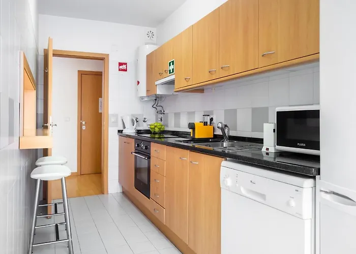 Lisboa, Cidade, Elegant With Air Cond, Free Wifi And Near Metro, By Ig Apartman